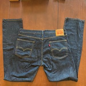 Levi 513. Size 36x34